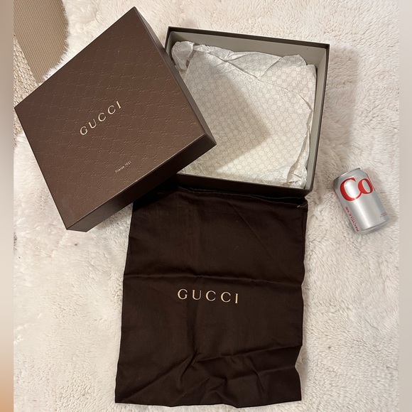 Authentic Gucci GG Logo Embossed Dark Brown Medium Gift Box Tissue Paper & Bag